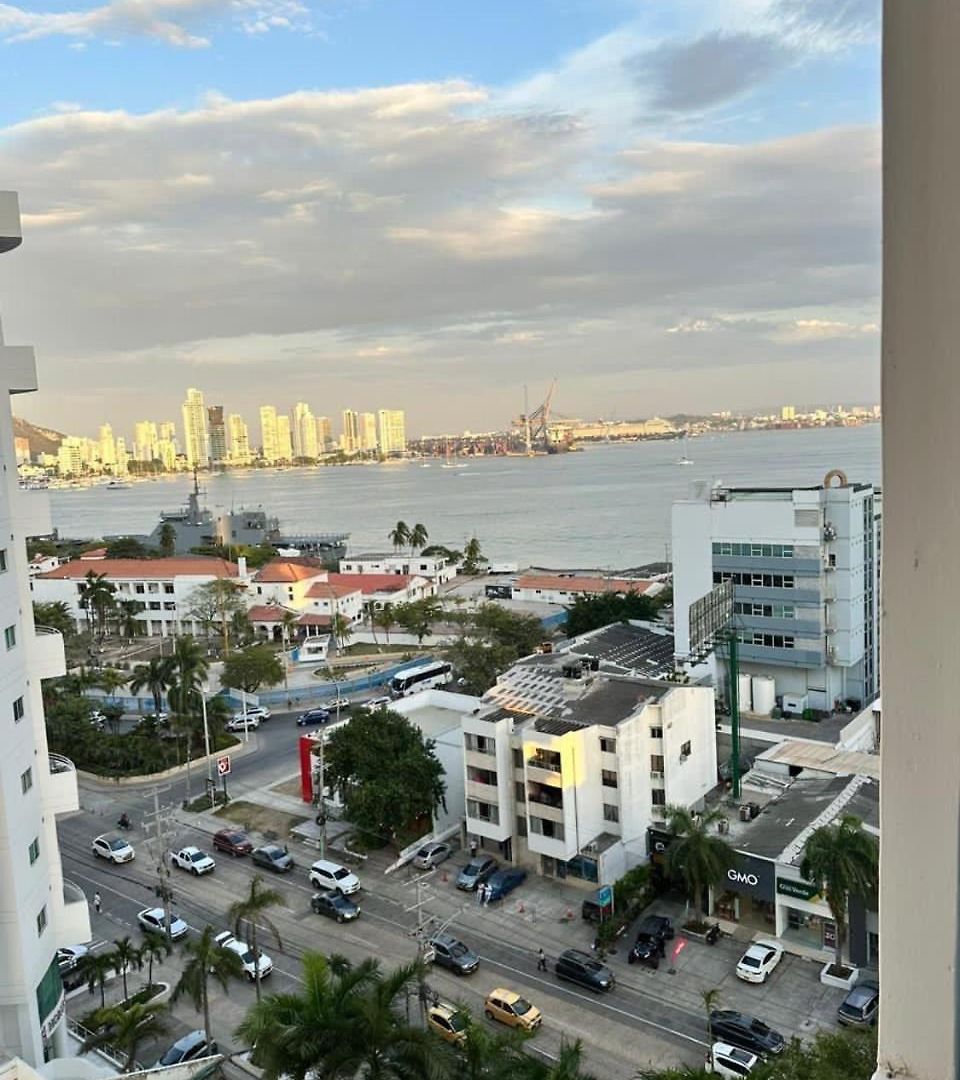 Frente Al Mar, Boca Grande Apt1105 *