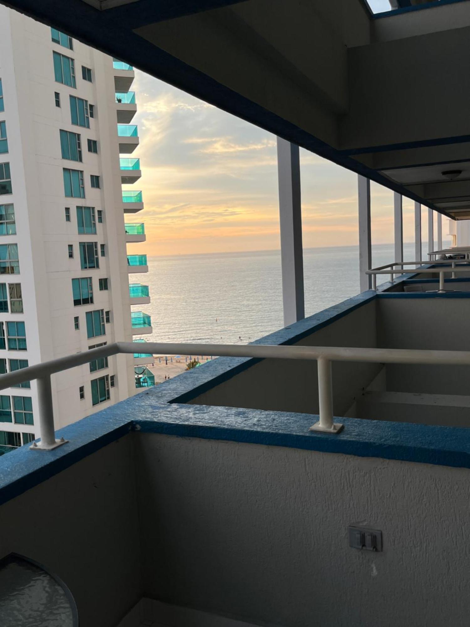 Frente Al Mar, Boca Grande Apt1105 Cartagena